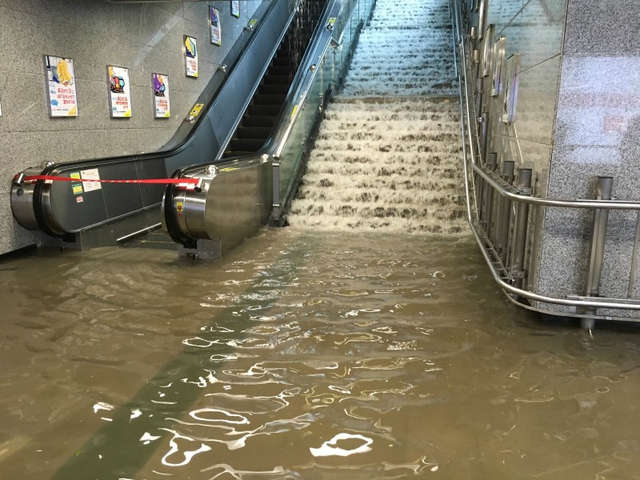 广州下午转雷阵雨 今早大水漫入长湴地铁站