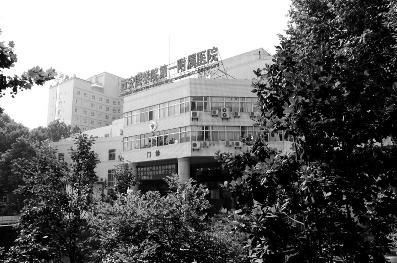 全院抢救车标准化管理实现生命无缝隙救治