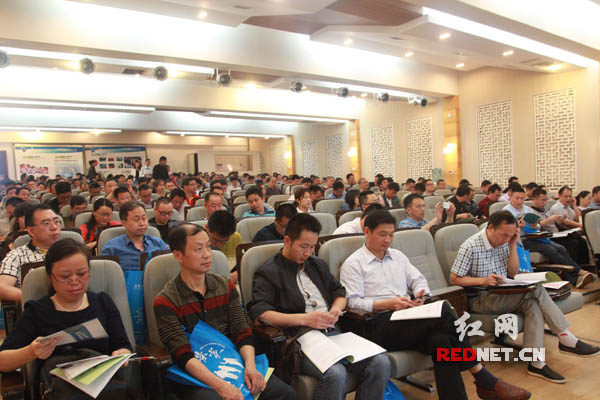 株洲市172所初中校长探讨如何抓好学生综合素质评价