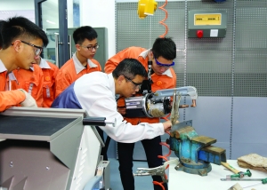 广州市工贸技师学院