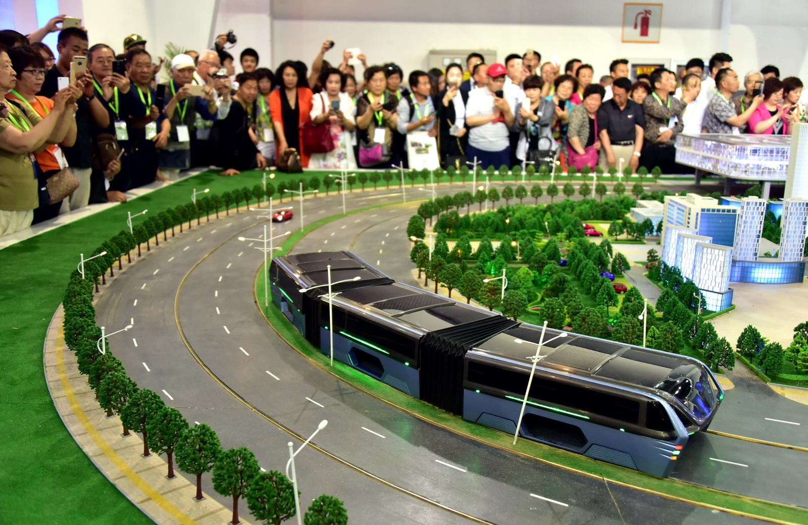 巴铁可减少拥堵35%?看北京科博会亮出的神