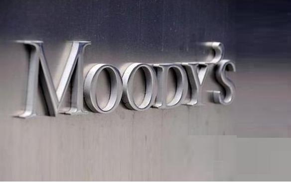 穆迪下调2016年美国经济增长预期 增速料仅为
