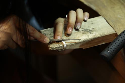 DIY银饰:来芥子缘工坊过一个不一样的520_新浪新闻