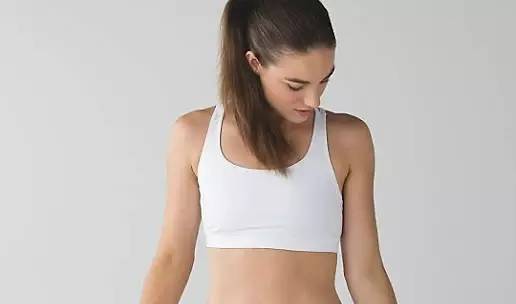 强脱mm内衣2怎么玩_美女内衣内裤半脱图片