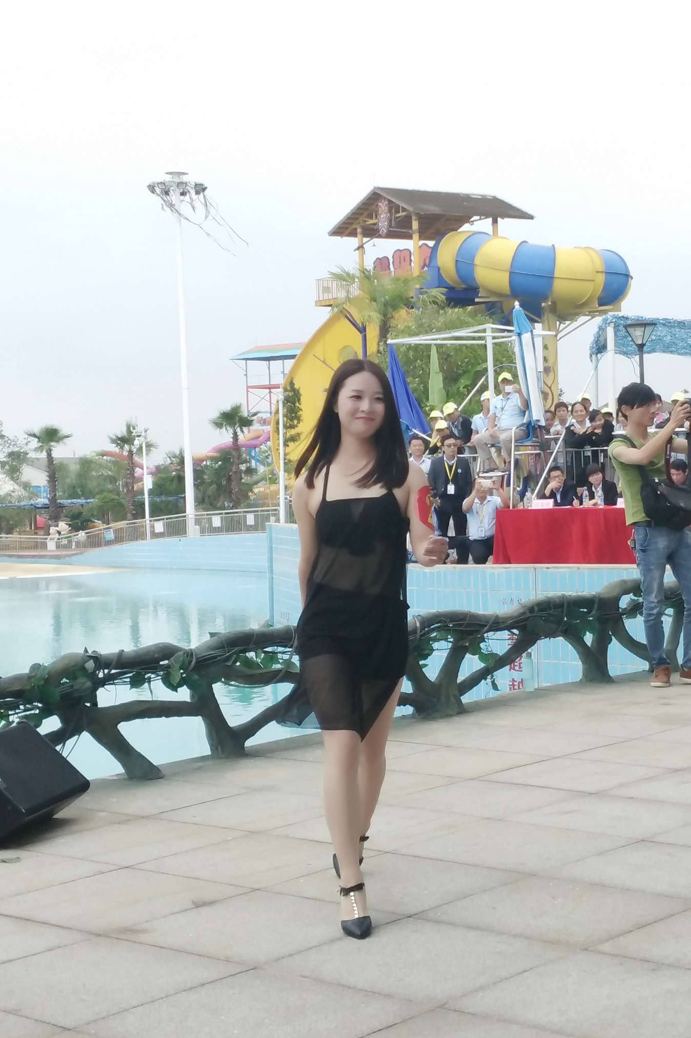 比基尼欢乐颂 - 第一届湖南亚马逊水上乐园员工