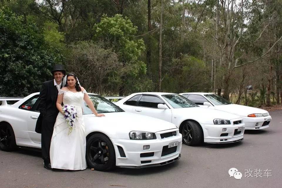 史上最有情怀的婚车队 放眼望去全是战神