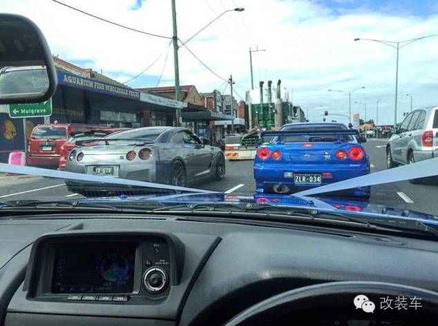 史上最有情怀的婚车队 放眼望去全是战神