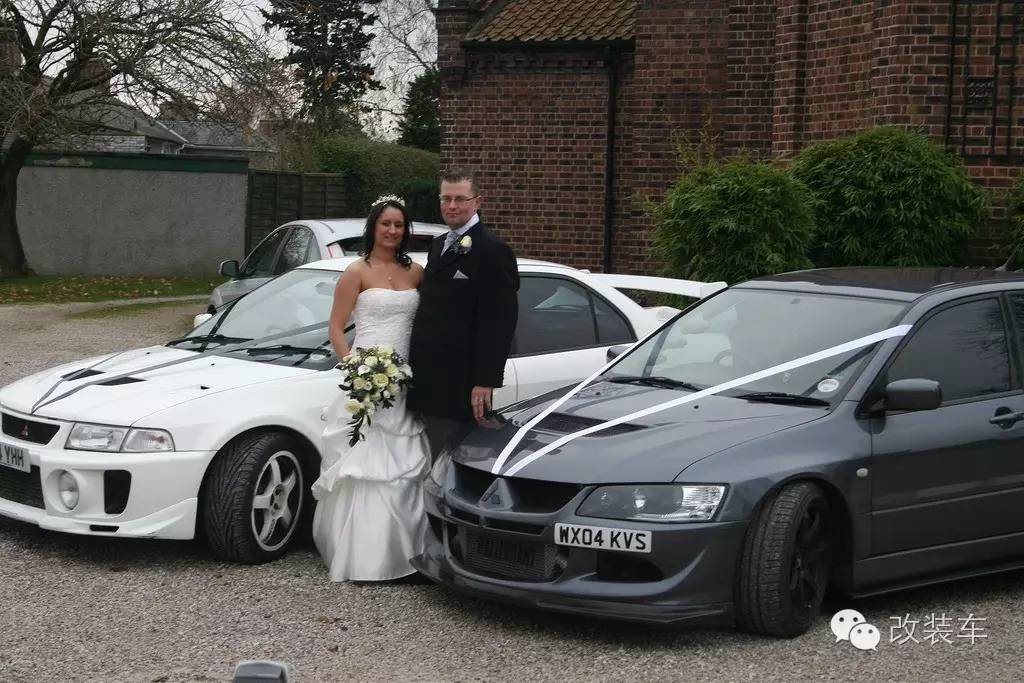 史上最有情怀的婚车队 放眼望去全是战神