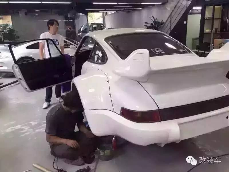 这位大师又来中国了,不认识的还以为...