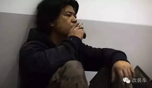 这位大师又来中国了,不认识的还以为...