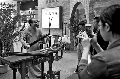 周末去南坪会展中心 一日看尽重庆老字号和非遗