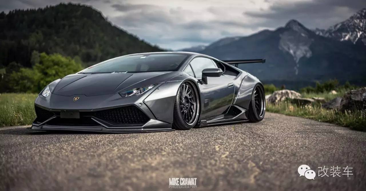 硬盘里的玩车女神,看到她的座驾我硬了!