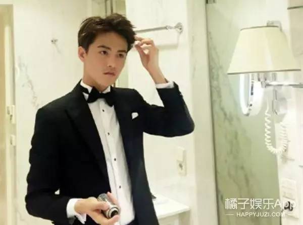 开扒袁弘张歆艺伴郎伴娘团：果然是性格相似才能走一辈子啊