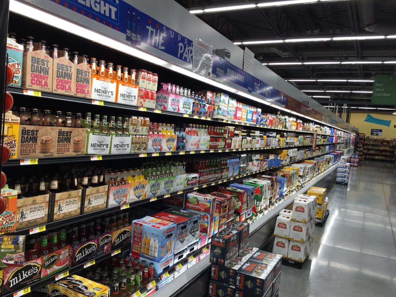 【沃尔玛全球股东大会】巡店直播:美国沃尔玛