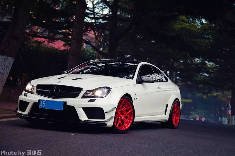 全国限量25台的C63 AMG Black Series