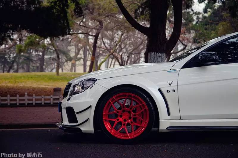 全国限量25台的C63 AMG Black Series