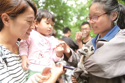 分享快乐、感恩成长、帮助他人,这个六一有内