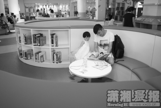 周末带崽去湖南省少儿图书馆看绘本|图书馆|湖
