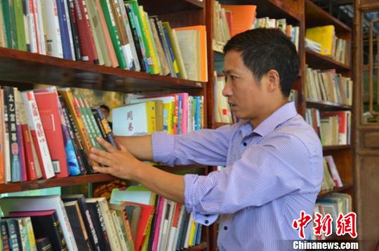 四川自贡建首个公益城市书房 供市民免费阅读