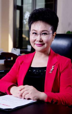 21经济报 肖建华_明天系肖建华出逃 金融巨鳄个人资料家庭成员大起底