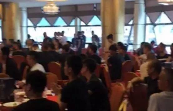 晋黑老大出狱20辆路虎30辆奔驰 四天后被抓