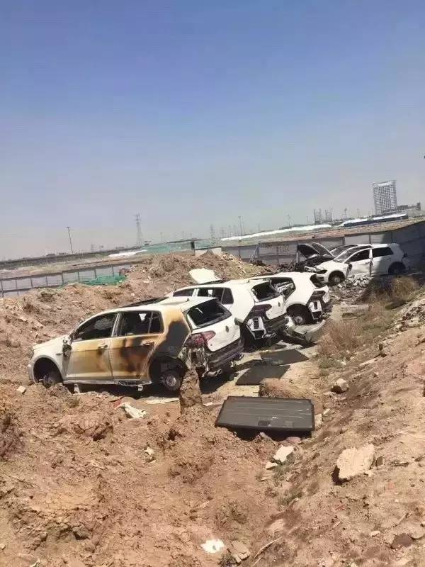 如果你不爱那台高尔夫R,那么请你放开它!