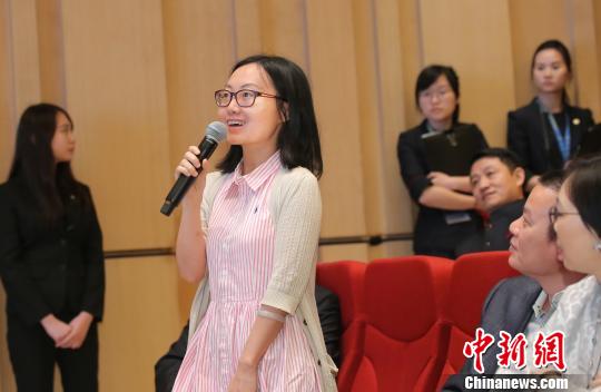 浙商总会会长马云分享创业经验 迷茫时咬牙坚