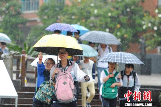 39年高考日 贵州32年在下雨|高考|贵州省|贵州