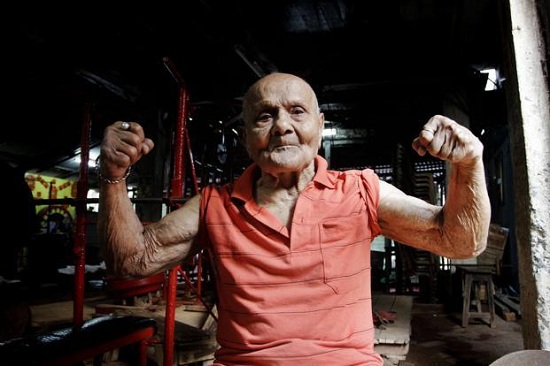 印度传奇健美运动员去世 身高1米5被称口袋大