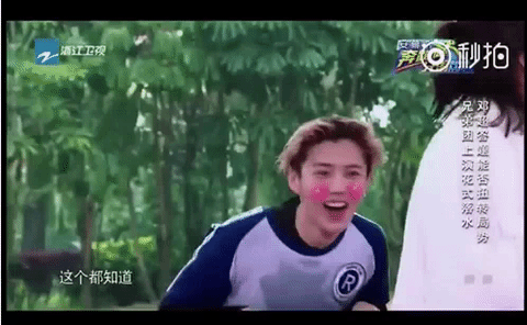 之前在《真心英雄》中,展示了自己神一样的地理水平就在人家刚刚画出