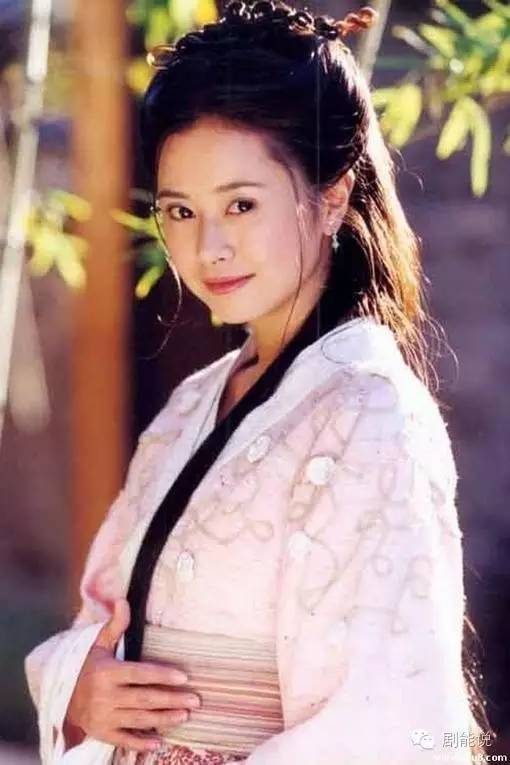 何美钿有哪些影视作品?何美钿结婚了吗?何美钿有老公吗