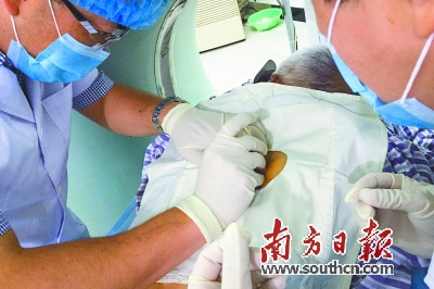 经皮穿刺肺活检术,肺部阴影再小也能检测出来