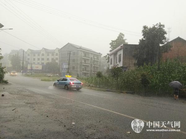 湖南今明天有暴雨 返程高峰这些路段易