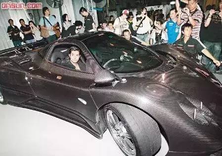 郭天王提4000万法拉利 网友点评亮了