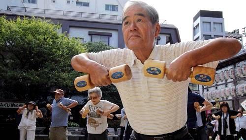 为什么这么多人跑去香港买保险?|香港|保险|保