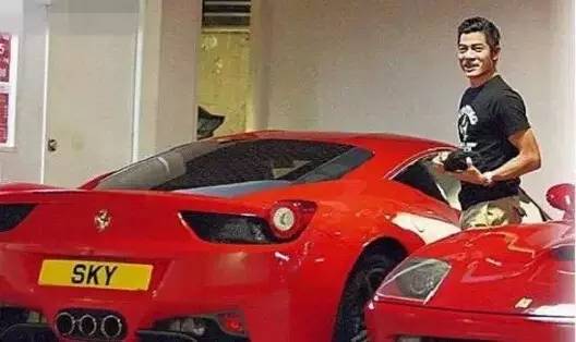 郭天王提4000万法拉利 网友点评亮了