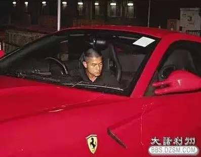 郭天王提4000万法拉利 网友点评亮了