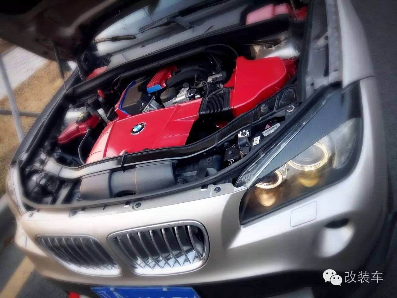 改装绞牙的SUV 宝马X1轻度改装