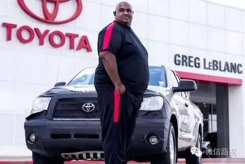 太霸气,这辆丰田车主竟把里程表开爆了