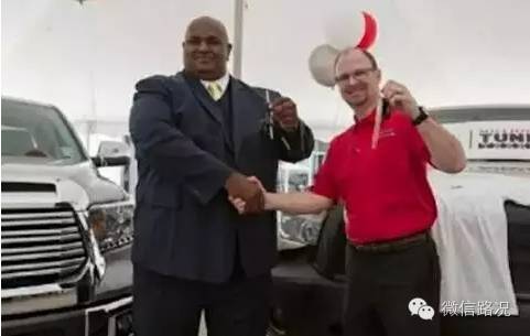 太霸气,这辆丰田车主竟把里程表开爆了