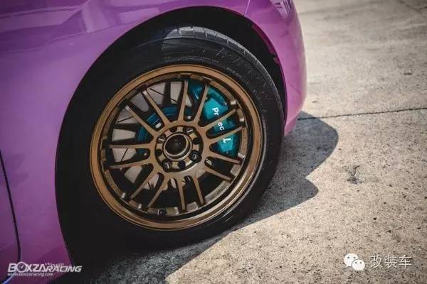 开飞度要有风骚的心 粉色GK5改装案例