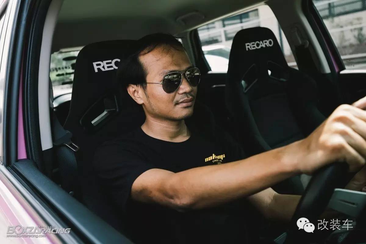 开飞度要有风骚的心 粉色GK5改装案例