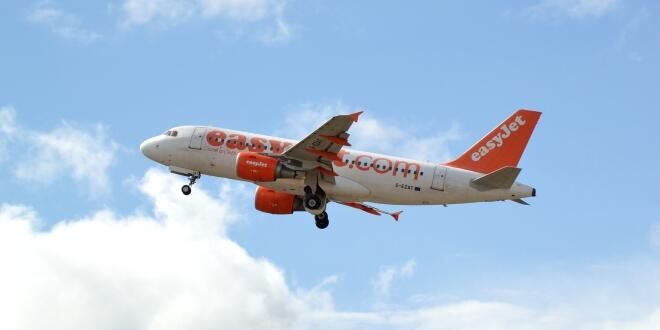 易捷航空飞行员在荷兰罢工 抗议工时薪水严重