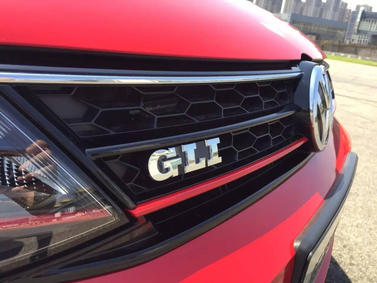 当速腾GLI邂逅麻辣 唤醒你的运动细胞