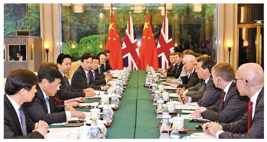 6月13日,首次中英高级别安全对话在北京钓鱼台国宾馆举行。郝帆摄
