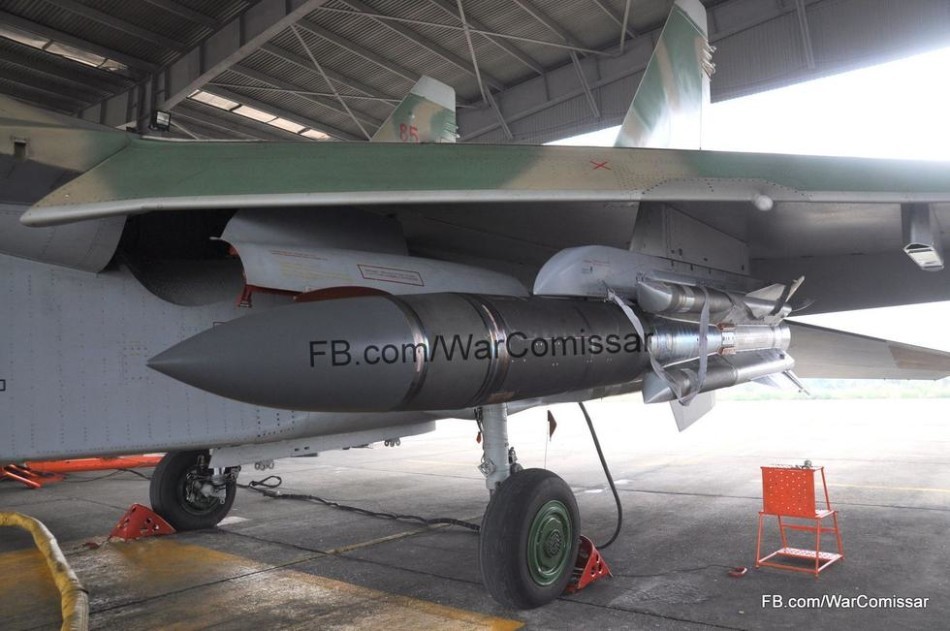  越南 一架苏-30 战机 在南海上空 失踪  原因不明|越