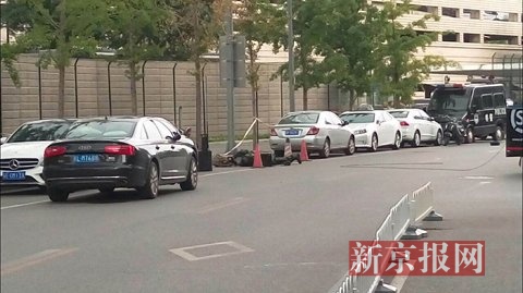 美国大使馆外发现可疑包裹 北京警方排除有爆炸物可能