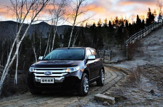 好先生里的牛排好吃 但是我却被车给吸引了