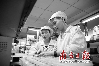 平均月薪高出同等学历学生近千元|学生|企业