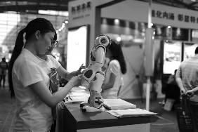 在陕重点大学悉数参展 就业出国均可咨询|大学